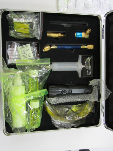 Набор для поиска утечек CT0702 ультрофиолетовый